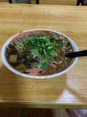 赤峰街頭盒飯電話多少號(hào)啊-第1張圖片