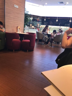 赤峰萬(wàn)達(dá)哈根達(dá)斯店電話號(hào)碼-第1張圖片