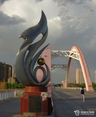 赤峰市網(wǎng)上客服電話是多少-第1張圖片