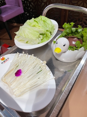 赤峰華亮涮羊肉地址電話號(hào)碼-第1張圖片