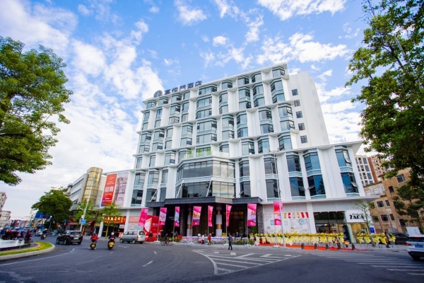 喜悅酒店赤峰店電話號(hào)碼多少-第1張圖片