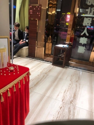 赤峰文峰美發(fā)店電話號碼-第1張圖片