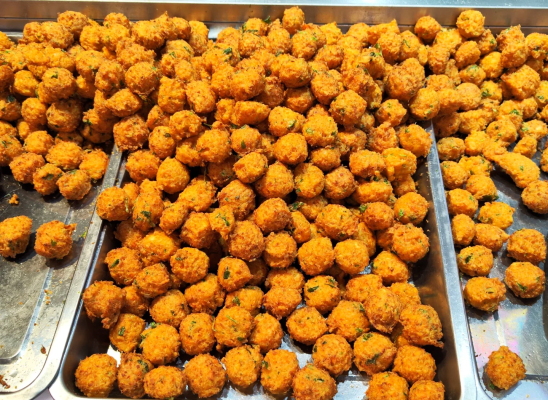 赤峰摩爾城啤酒屋電話號碼-第1張圖片