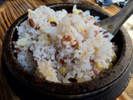 赤峰杜鵑餐廳地址電話(huà)號(hào)碼查詢(xún)-第1張圖片