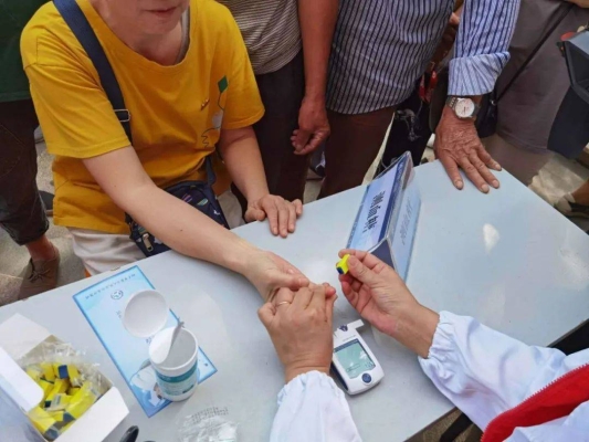 赤峰二院眼科電話24小時熱線號碼-第1張圖片