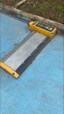 赤峰大型車位鎖車門電話號(hào)碼-第1張圖片