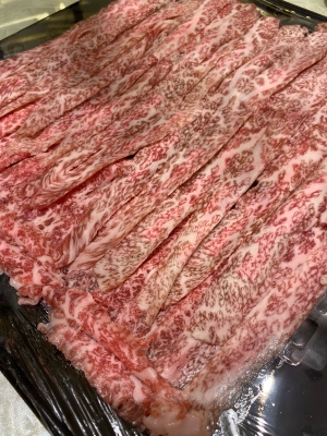 赤峰萬(wàn)悅?cè)怙灥觌娫挼刂凡樵?第1張圖片