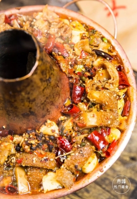 赤峰十八元盒飯店電話號碼-第1張圖片