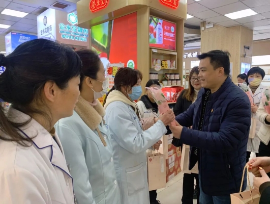 赤峰鐵南老油庫電話號(hào)碼是多少-第1張圖片