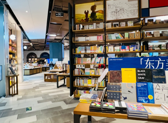 赤峰萬(wàn)悅頭號(hào)玩家電話號(hào)碼-第1張圖片