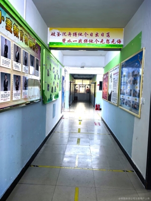 赤峰烏拉服裝廠招聘電話號碼-第1張圖片