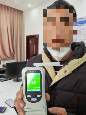 赤峰收費(fèi)站電話是多少號(hào)-第1張圖片