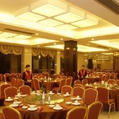 赤峰市獻(xiàn)歌飯店地址電話號(hào)碼-第1張圖片