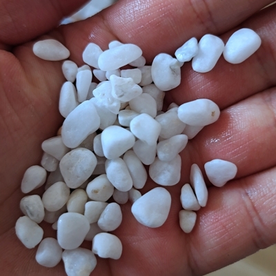 赤峰售賣白石子電話號碼是多少-第1張圖片