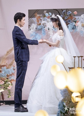 赤峰愛紗婚紗造型店電話號(hào)碼-第1張圖片