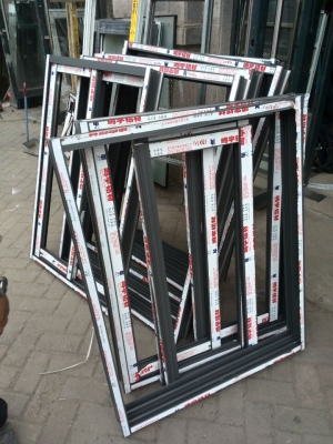 赤峰享通紗窗廠地址電話號(hào)碼-第1張圖片