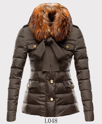 赤峰羽絨服加工店電話號碼-第1張圖片