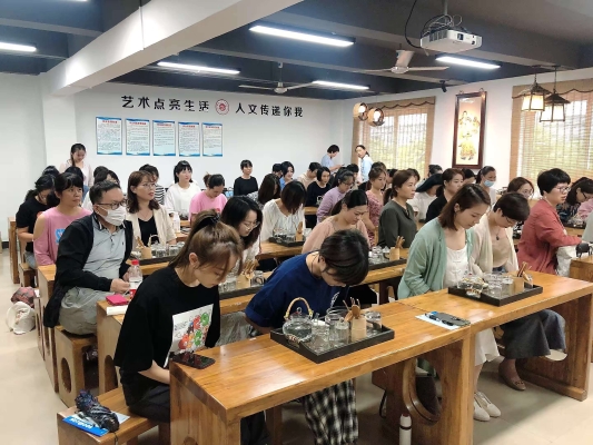 赤峰市中政教育電話號(hào)碼-第1張圖片