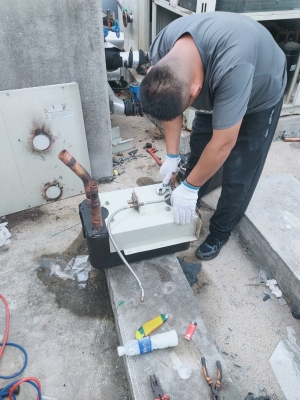 赤峰食用菌空調(diào)維修電話號碼-第1張圖片