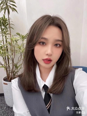 赤峰輕奢發(fā)型定制店電話號碼-第1張圖片