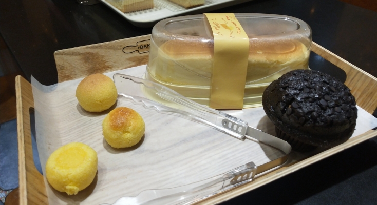 蘭卡蛋糕赤峰店電話地址是多少-第1張圖片