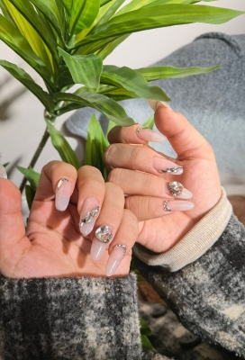 赤峰華興美甲推薦店電話號碼-第1張圖片