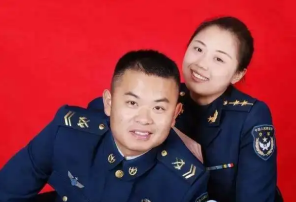 赤峰部隊(duì)婚紗照拍攝電話號(hào)碼-第1張圖片