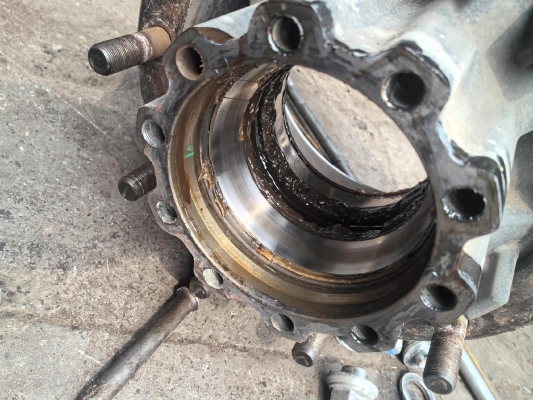 赤峰市越野輪轂維修電話號(hào)碼-第1張圖片