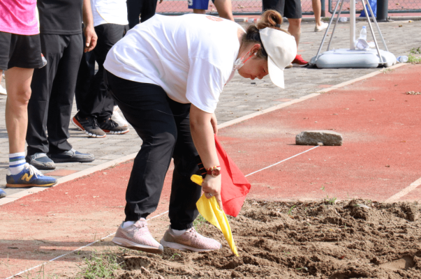 赤峰嗨動有限公司電話號碼-第1張圖片