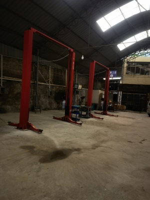 赤峰汽車頂棚修復(fù)電話號碼-第1張圖片