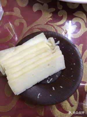 赤峰的奶豆腐廠家電話是多少-第1張圖片