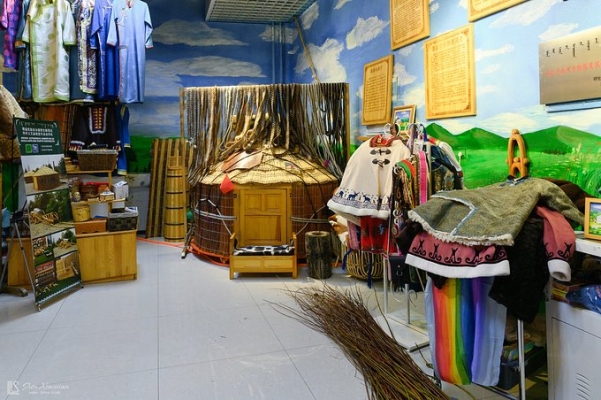 赤峰市蒙古皮具店電話號(hào)碼-第1張圖片