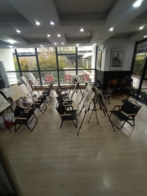 赤峰梵語(yǔ)畫(huà)室電話地址是多少號(hào)-第1張圖片