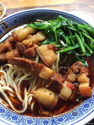 赤峰鹵肉面館電話號碼多少-第1張圖片