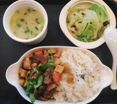 赤峰盒飯預(yù)訂電話是多少號-第1張圖片