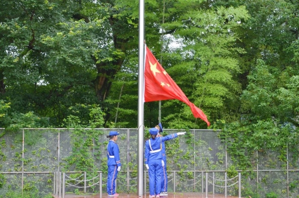 赤峰炫彩青春酒店電話號碼-第1張圖片