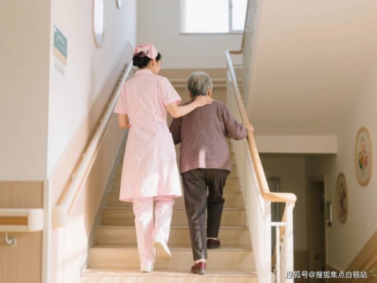 赤峰華致煙酒店地址電話號(hào)碼-第1張圖片