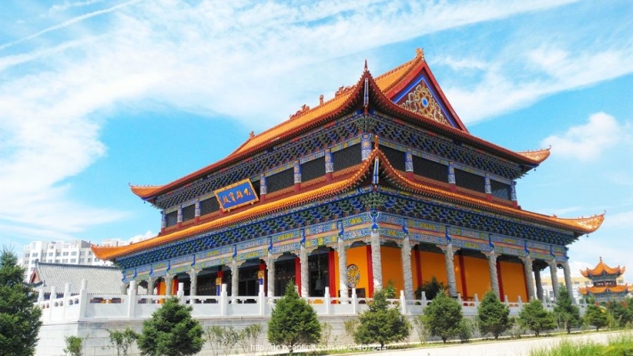 赤峰寶峰百貨電話號碼-第1張圖片