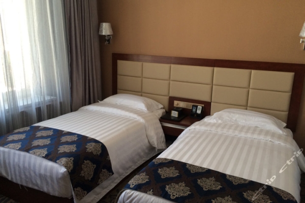 赤峰機(jī)場團(tuán)購電話號碼查詢-第1張圖片