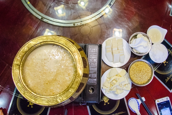 赤峰莜麥太太店電話多少號-第1張圖片