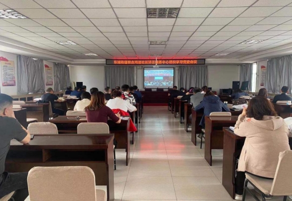 臨河去赤峰客車電話號(hào)碼是多少-第1張圖片