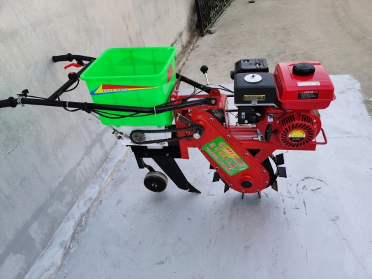 赤峰施肥機(jī)采購(gòu)電話號(hào)碼查詢-第1張圖片