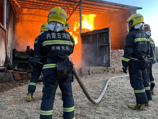 赤峰富龍運輸隊電話地址查詢-第1張圖片