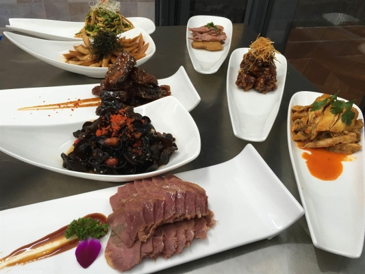 赤峰市餐飲配送公司電話號碼-第1張圖片