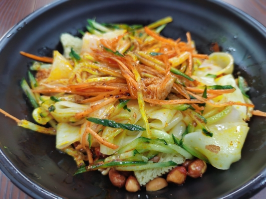 赤峰涼皮供應(yīng)商電話號(hào)碼-第1張圖片