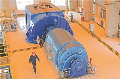 赤峰燃?xì)鈨湔倦娫捥柎a是多少-第1張圖片