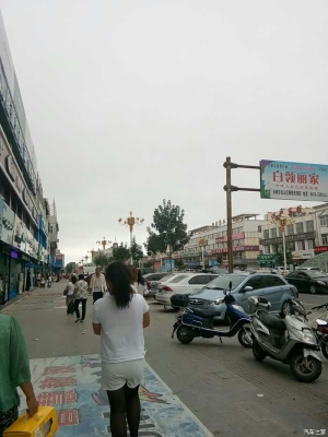 赤峰白領(lǐng)麗家的電話-第1張圖片