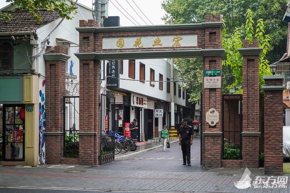 赤峰廣場(chǎng)擾民投訴電話是多少號(hào)-第1張圖片