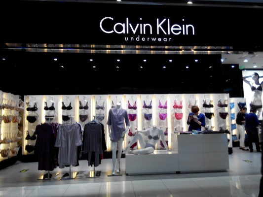 赤峰李娜內(nèi)衣店地址電話號(hào)碼-第1張圖片