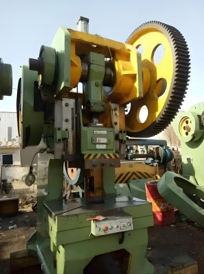 赤峰氣動沖床批發(fā)電話號碼-第1張圖片